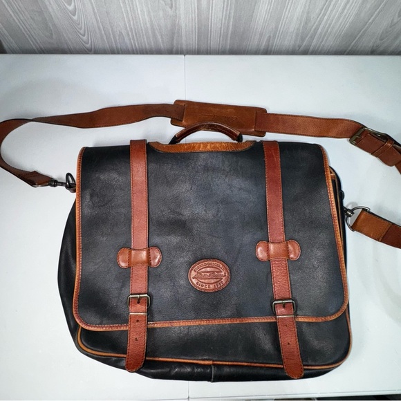 VINTAGE EDDIE BAUER Genuine LEATHER Black And Brown MESSENGER BRIEFCASE BAG - Picture 1 of 14
